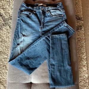 Kancan distressed denim, mid rise skinny jean, 26